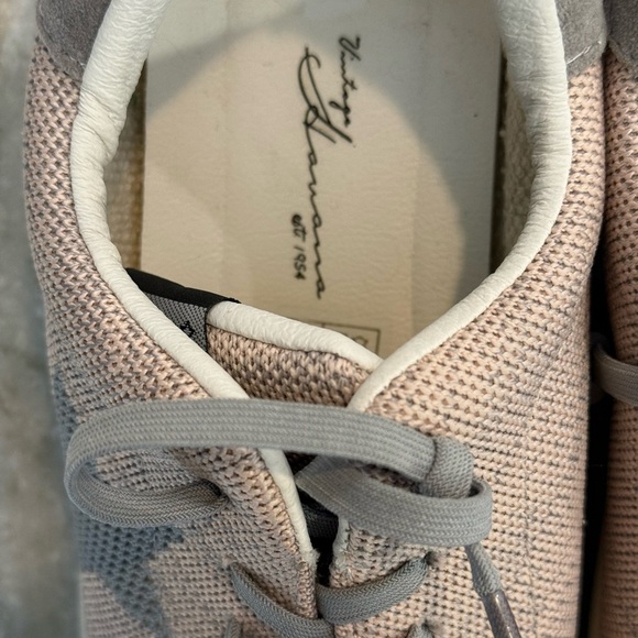 Women’s VINTAGE HAVANA Fly Salmon multi sneaker- Size 9 - Picture 5 of 8